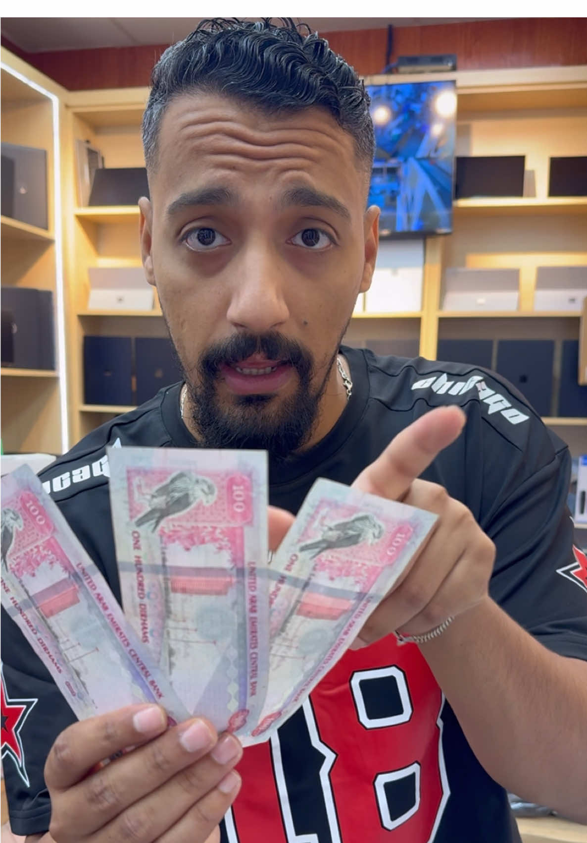 عرض ال٣٠٠ 💸 #sony #android #viral #tik_tok #fyp #foryou #مشاهير_تيك_توك #الشعب_الصيني_ماله_حل😂😂 #الشارقة #dubai #اكسبلور #يوميات #trending #offer #abudhabi #uae🇦🇪 