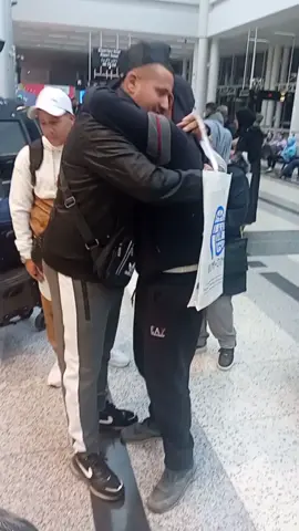 #الله #يسرلكم يارب توصلو بل سلامه 🇨🇦🇨🇦