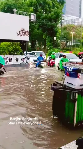 Banjirrrrrr di depan Gandaria Mall #info #jkt #live #jakarta #banjir #trending #fyp #fy 