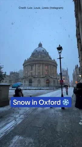 A magical morning in Oxford ❄️🥹 #snow #snow2024 #oxforduni #oxforduniversity #snowdrop 