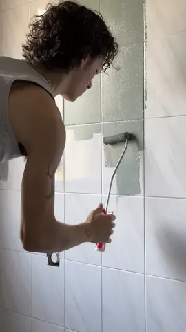 yes we paint tiles🫡 #tile #tiles #tilepainting #paint #resin #renovation 