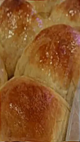 ပေါင်မုန့်ကြီးတွေက ရှယ်ဘဲ😋✨ . . #for4you #fypシviral #fyp #foryou #blfan #views #မဖလုတ်နဲ့ကွာ☹ #fypပေါ်ရောက်စမ်း #viewတွေရှယ်ကျ #fypシ #myanmartiktok #fypage #foryoupage #tik_tok 