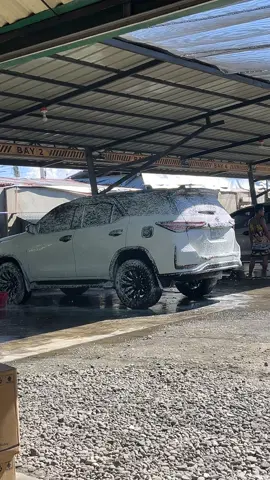 Pa carwash muna🤍 #pearl #fyp #toyotafortuner #ltd 