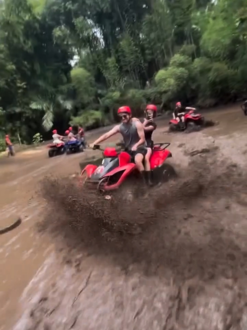 🌿 QUADBIKE RUSH, JUNGLE HUSH! • • #ubudwaterfall #baliwaterfalls #whattodoinbali #whattodoinubud #atv #ubudquadbike #baliquadbike #atvbali #baliatvride #atvubud #ubudatvride #quadbikebali #quadbikeubud #baliactivities #ubudatv 