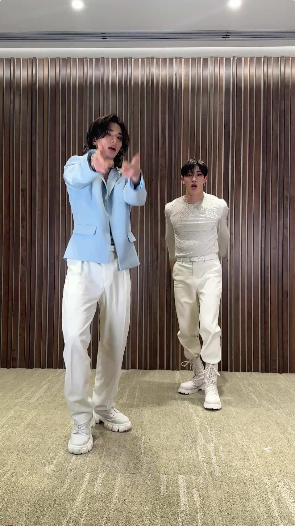 Stray Kids JAPAN 2nd Album『GIANT』 「GIANT」 Bang Chan X Hyunjin #StrayKids #スキズ #BangChan #バンチャン #Hyunjin #ヒョンジン #スキズ_2nd_Album #JAPAN_2nd_Album #SKZ_GIANT