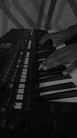 a long way without you my friend #piano #chords #pianolesson#worshipchords #mejorchord #minorchords#pianist#fyp