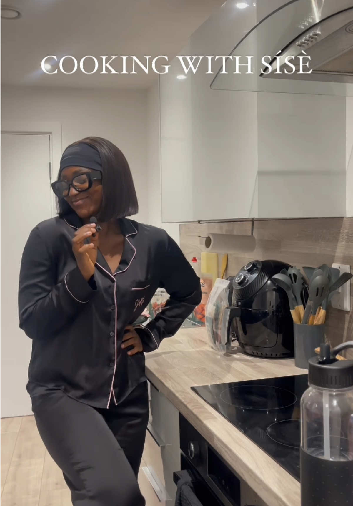 Cooking with @sisefoodbox 🥰 i made Akara & Eforiro