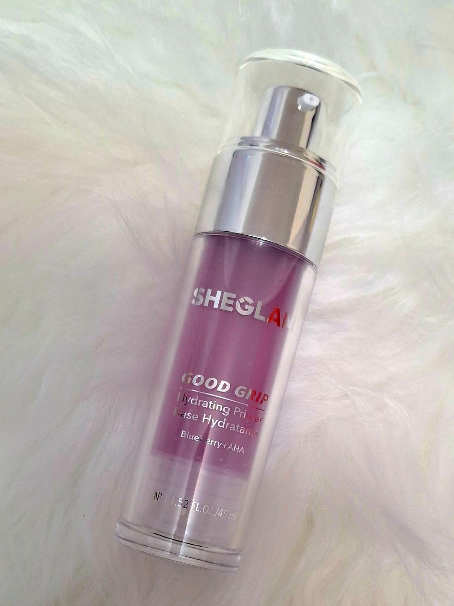 Primer idratante SHEGLAM Good Grip - Blueberry + AHA  . @SHEGLAM  Proviamo SHEGLAM Good Grip Hydrating Primer - Blueberry + AHA!💜 Cosa ti piace? Io lo sto adorando troppo  Ottimo per fissare il Make-up 💜 . Cerca 