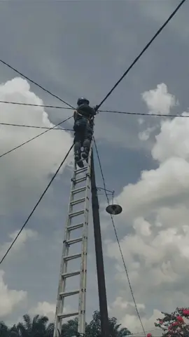 ⚠️ ingat ibu dan ayah selalu menantimu pulang dalam keadaan sehat ⚠️ #safetyfirst #safety #qoutes 