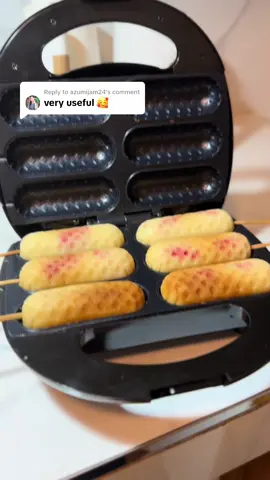 Replying to @azumijam24 Super handy talaga! Perfect for quick and delicious breakfasts. 😊#snack #waffle #wafflemaker #hotdogwafflemaker #bottleblender 