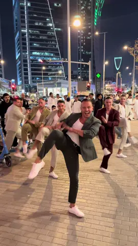 RIYADH STREETS 🇸🇦🌃 We took our dance to downtown Riyadh to see how the locals would like it. We even got a little help from them!  @عثمان  @Sherine Abdelwahab  #riyadh #olayastreets #localriyadh #sherine #sherineremix #sabryaalil #sherinesabryaalil #urbanverbunk #uv #arabsgottalent #riyadh #saudiarabia #folkdance #streetdance #urbandance #reels #dance 