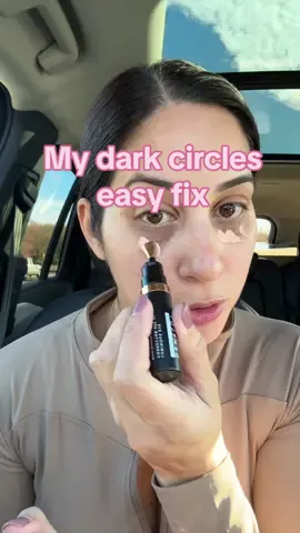 How I fix my eye dark circles quickly & without make up #darkcirclesundereyes #darkcircles #undereyedarkcircles #eyebrightener 