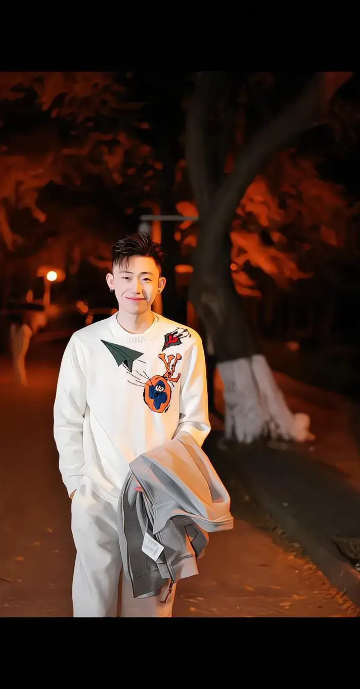 Ảnh slayyy 🥰 #trieusonha #traidepdouyin #traideptrungquoc #F5Thienyet 