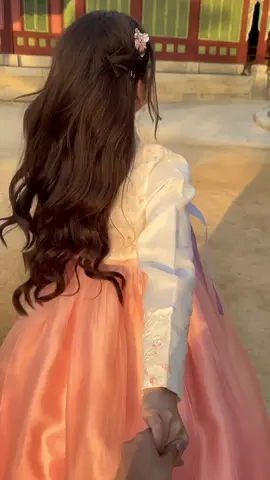 Feeling like I’m in a k drama fantasy 🇰🇷❤️  @Miss Grand International @บอสณวัฒน์ มิสแกรนด์ @Teresa MGI  #AmyViranyaBerry #BerryonTop  #SpiritofThailand #MGI2024 #MGI  #GrandExperiences  #MissGrandInternational #MissGrandInternational2024 #MissGrandUnitedKingdom2024  #MGUK  #WeAreGRANDthe1andOnly #the1andonly 