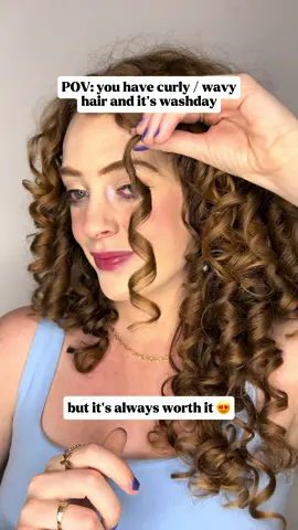 I work all night, I work all day.. because I have curly hair 😃🤣 💜 Curly hair truly can seem like a full time job, but the end result is always worth it 👀 This routine: 1: Shampooed first with the @trepadoracurltherapy goji berry mint hair rinse, and used my scalp brush to make sure I got a thorough cleanse. I also double shampooed with @redken acidic colour gloss shampoo but didn’t show that in this video 🚿 2: Washed out the shampoo and then used @garnieruk banana hair drink to condition my hair. It was super knotty on this washday and needed all the moisture it could get 🍌💦 3: Rinsed out the hair drink and applied a good amount of the @garnieruk coconut hair food to help me during the detangling process. I then used my @tangleteezer ultimate detangler and brushed out those huuuuuge knots 😖 4: After I’d washed out the deep conditioner, I scrunched in some of the @onlycurlslondon curl creme to keep my curls shiny and hydrated 💖 5: Finally I used the bowl method which I learnt from @curlyzia.xo to get the juiciest curl clumps. This is just when you fill up a bowl with water, dunk your hair into it, and then scrunch out the water 🥣 it always gives me super soft and defined curl clumps. I then scrunched and finger rolled a few of the curls 6: Then I diffused my hair off-camera until it was fully dry. I diffuse on medium heat and speed and start by hover diffusing and finish by pixie diffusing 🩷 #curlyhair #curlyhairtips #3acurls #curlygirl #curlyhairroutine #curls #curly #curlscurlscurls #curlyhaircare #washday #curldefinition 