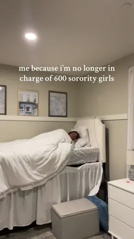 i love you all i promise #sorority #sororitypresident #stagesofgrief #identitycrisis #sororitygirls #uarkrush #arkansas #fayetteville #uark #student #senior #goodmorning #kappadelta #sororityexec #sororitylife 