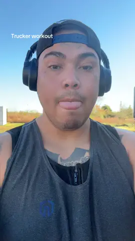 Trucker workout #exercise #workout #truckdriver #cdl #outside #delivery #workingout #wegetit 