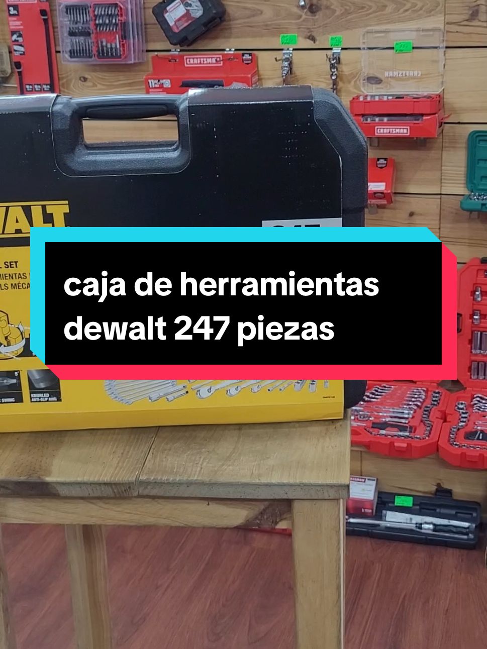herramientas dewalt  caja de herramientas dewalt de 247 piezas milimétricas y pulgadas combinadas  oferta válida pago en divisas 310$ caracas santa monica calle Teresa de la parra, edf prisma tienda voltiostools  #tallermecanico #mecanico #herramientas #autos #automotriz #caracassantamonica #voltiostools #herramientasdewalt #cajadeherramientas #juegodedadosyllaves 