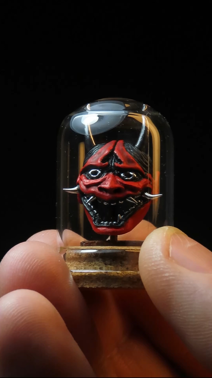 Oni Mask 👹 . . . #onimask #japanesemask #tinythings #minithings #miniature #diorama #polymerclay #minimaker #polymerclayart #mini #miniatures 