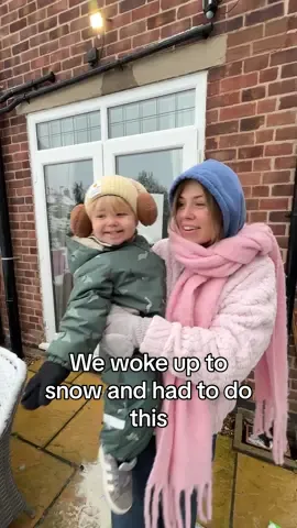 We woke up to so much snow and it honestly couldn’t have come at a better time… koazy is in his snowman obsession 😂 from Olaf to frosty the snowman and watching Jack Frost on repeat 🥹 we had a little snow last year but Koazy was obviously too small to go out and help build a snowman so we knew that’s exactly what we had to do this morning 🤍