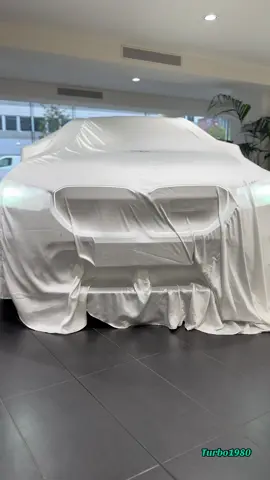 Bonsoir 😘 pour continuer, voici une … 2ème M5 nouvelle génération! 😱 mais en touring cette fois et dans le superbe vert de présentation des M3 G80 nommé Isle Of Man Green 😍😍 #b#bmwb#bimmerb#bmwm5b#bmwmb#bmwmotorsportbmwg99 #g99 #g99m5 #m5touring #v#v8biturbos69 #touring #bmwtouring #touringbmw #c4g #isleofman #isleofmangreen #makegreengreatagain 