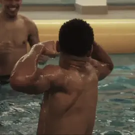 Jude playing pool volleyball 😍 #judebellingham #judebellinghamedit #fyp #xyczba #viral #bellingham #realmadrid #england #football #foryoupage #youtube #10 #5 #jude #fypp #edit #edits #onthisday #omg #beligoal #beligol #judelxver #judebellingham22 #fypp #fy #clip #yt #xyz #englandfc 
