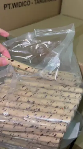 OPEN LIST ASTOR ROLLA 1KG 65.000 VARIANT RASA COKLAT, CAPUCINO, VANILA LOKASI. TANGERANG PANONGAN