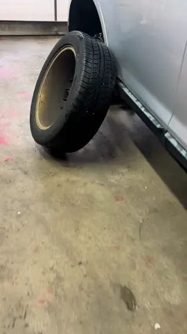 Never seen this before 😂 #tire #wheel #weight #balance #ford #mechanic #auto #funnyvideo #stupid #why #fyp 