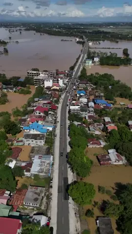 Drone clip of the flood situation in Brgy. Gosi Norte, Tuguegarao City  Thanks for sharing this clip sir 📸 Alvin Bariuan Guiyab