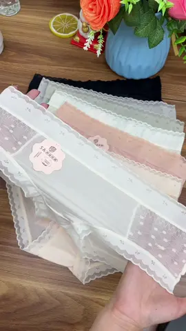 Xinh nhờ #thuybikini #thuybee90 #nabikini #quanlotthietke #quanlottanghinh 