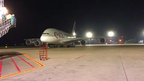 BIG BIRD ARRIVING ✈️ 2k24 🇱🇰 A7-APC  AIRBUS A380-861  #airbus380 #qatar #qatarairways #airbus380landingsrilanka #airbus #airbuslovers #aviation4u #aviationdaily #AIRBUSA330-861 #katunayake #srilanka 