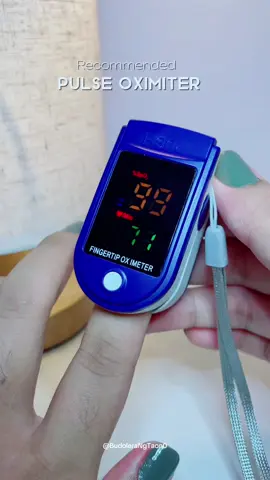 Everyone should have this. #pulseoximeter #oximeter #firstaidkit #firstaid #oxygen #pulse #heartrate #heartratemonitor #heartratetraining #nurse #nursingstudent #nurseessentials #medicine #safetyfirst #safetyessentials #safetytips #fyp #foryou #fypviralシ 