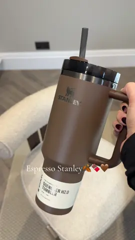 Obsessed with her🤎🍂  #StanleyCup #stanley #stanleytumbler #fallvibes #christmas #espresso 