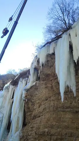 Icebreaking operation#satisfying #asmr #ice #oddlysatisfying #fyp