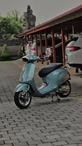 Glade is Blue 🤜🏼  #vespamatic #fyp #fypシ゚viral #vesmet #fyppppppppppppppppppppppp #cinematic #aesthetic #modificationcontest #goodvibes #vespasprint #CapCut 