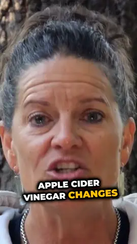 The Best Time to Drink Apple Cider Vinegar Apple cider vinegar is a game-changer for your gut health! It’s a prebiotic that feeds good bacteria, kills harmful pathogens like Candida, and helps reduce sugar cravings. Just one tablespoon in your fasting window can support digestion, fight bloating, and boost weight loss results. Try it and feel the difference! 🥂 Speaker: Dr. Mindy Pelz Source: drmindypelz #drmindypelz #applecidervinegar #healthtips #healthadvice #health