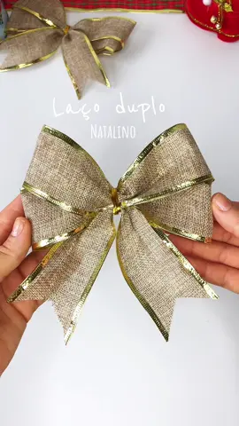 Aprenda a fazer um laço duplo  perfeito natalino 🎄 😍 Medidas: para o tamanho maior usei 70cm e o menor 24 cm . #natal #lacoduplo #lacoarvoredenatal #laconatalino #lacodenatal #ideiasnatalinas #dicasnatalinas #facavocemesmo #DIY 