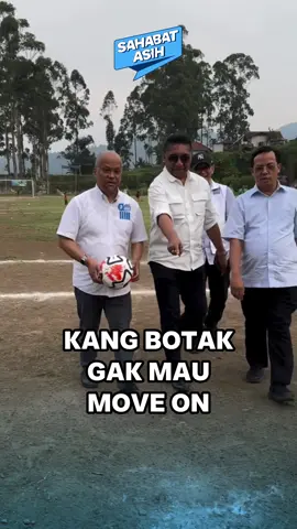 Kang botak udah siap banget nih jadi bintang baru di timnas Indonesia? #TimNasIndonesia  #JabarASIH #SahabatASIH