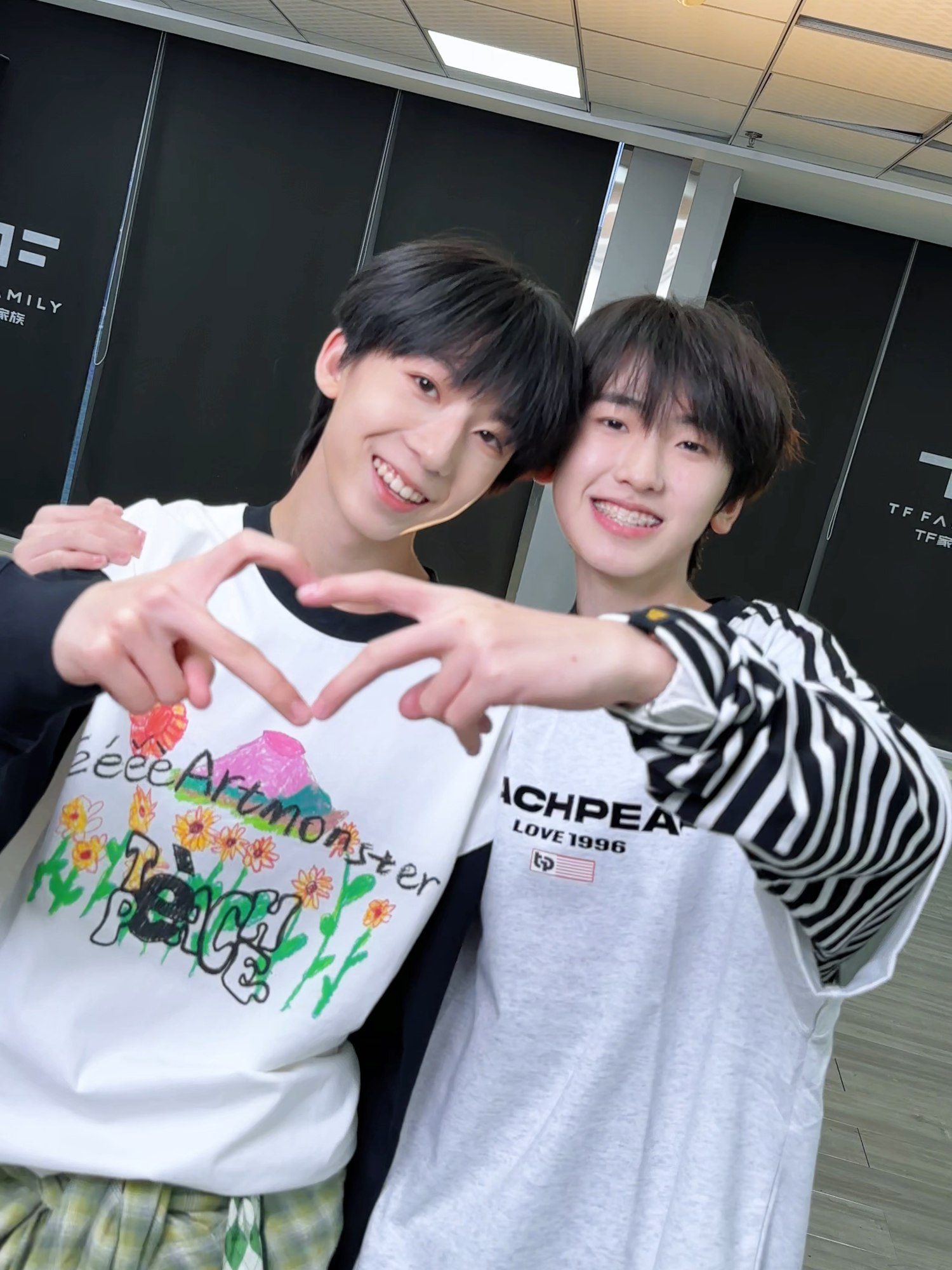 look at my eyes👀 #TF家族练习生 Zuo Qihan, Yang Bowen #BOYNEXTDOOR #NiceGuy #fyp