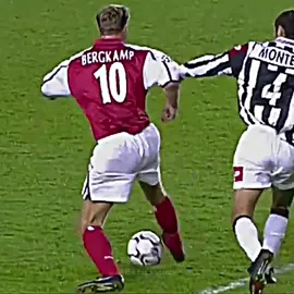 Dennis Bergkamp, The Ice Man 🧊 #dennisbergkamp #bergkamp #footballtiktok 