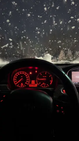 Zimske radosti mogu da pocnu🖤 #fyp #viral #bmwmotorsport #bmw #e90 #e90bmw #tesanj #blackmamba #zimskeradosti #snijeg 