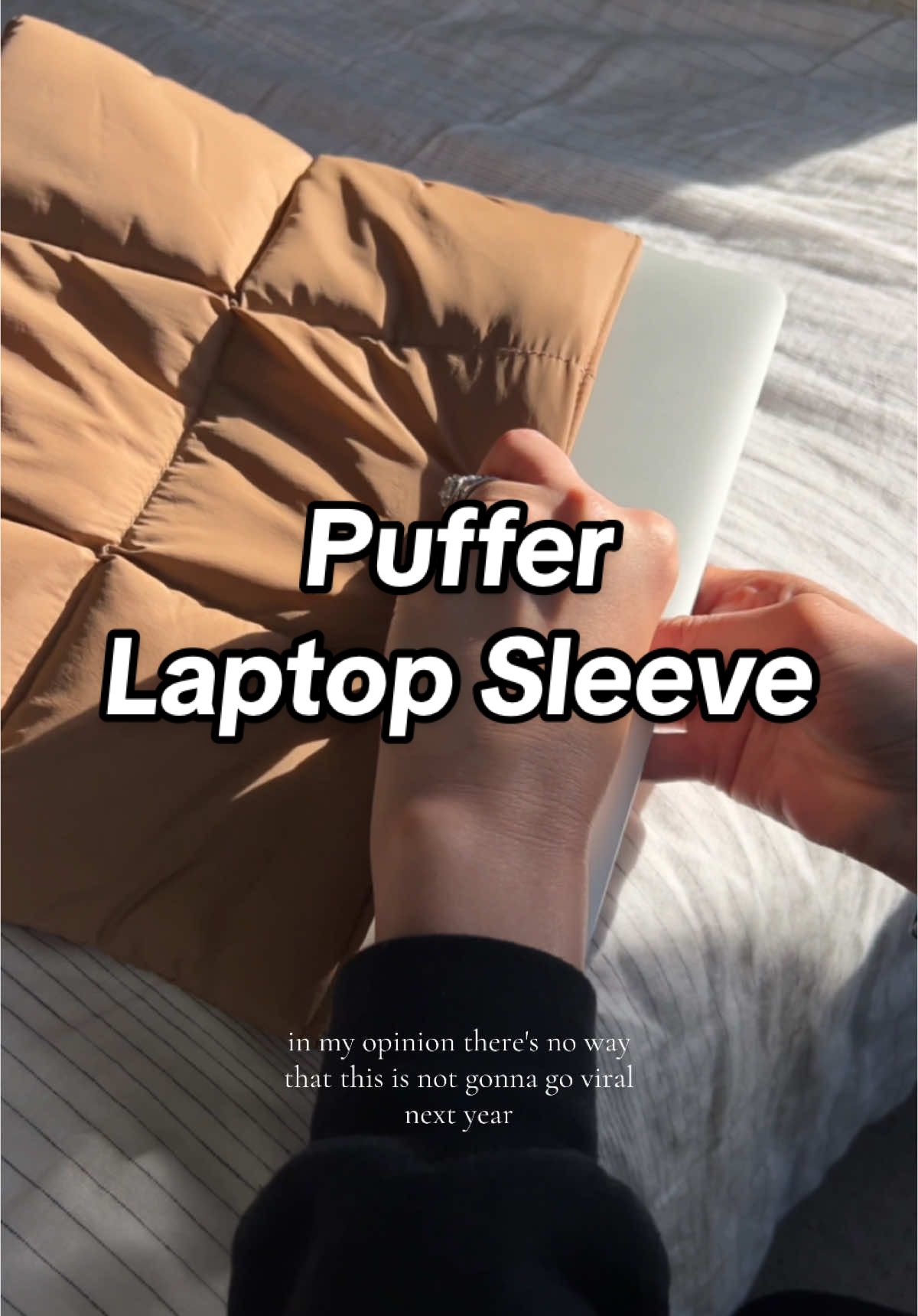 This @Comfyable_US @Comfyable Direct puffer laptop sleeve had me questioning my loyalty for a minute but its TOO GOOD not to share! #laptop #laptopsleeve #macbook #laptopaccessories #puffer #collegeessentials #collegestudent #tiktokshopblackfriday #tiktokshopcybermonday #tiktokshopholidayhaul #christmasgiftideas  