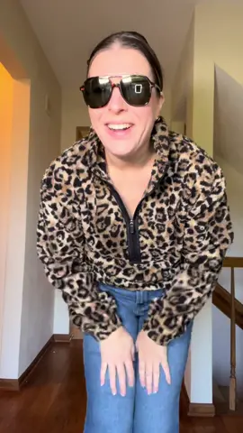 #OOTD obsessed with this $10 Walmart leopard fleece! #midsize #size10 #over40 
