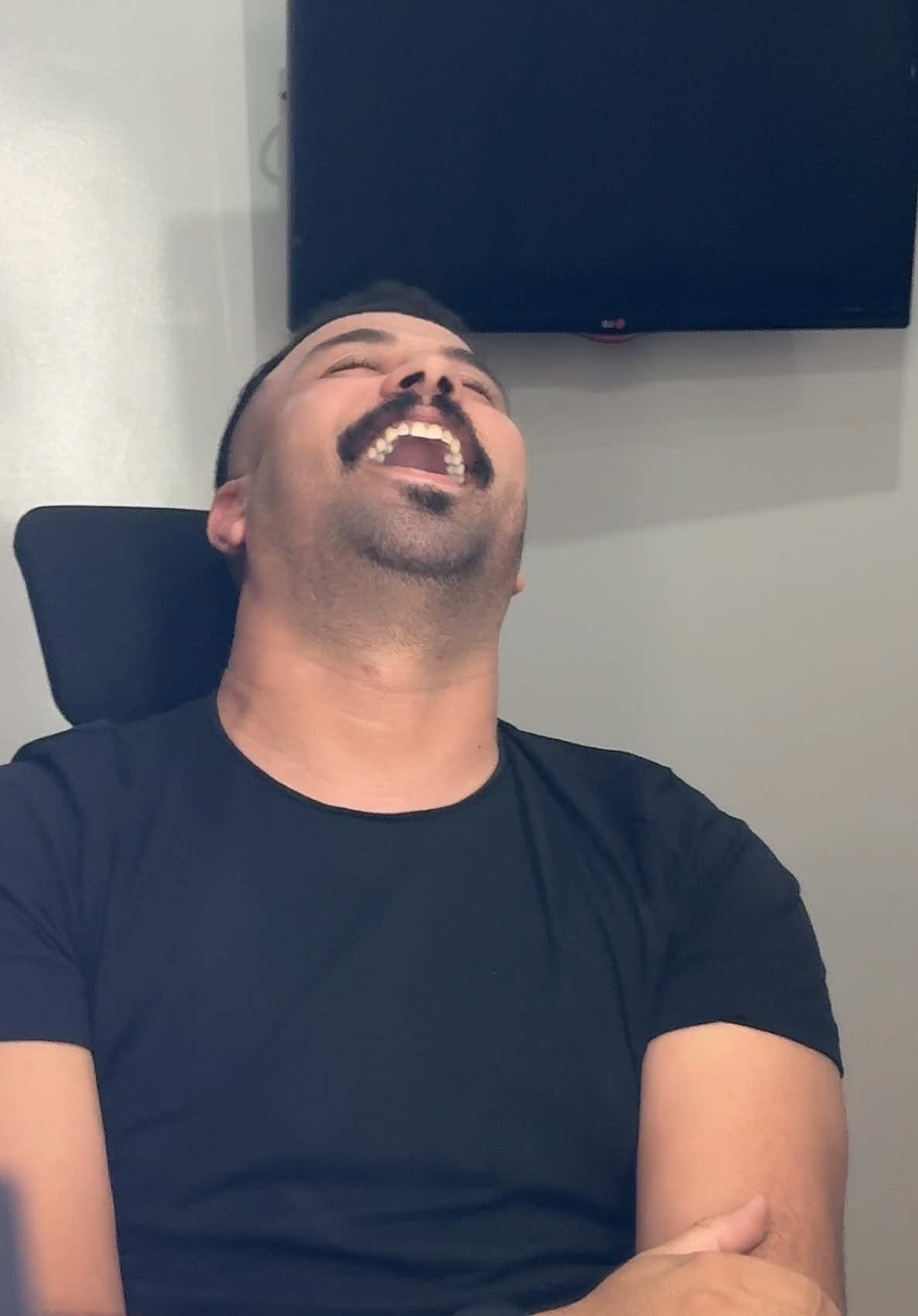 قفرتها على لبومات🫣#كمال_الباشا #kamalelbacha 