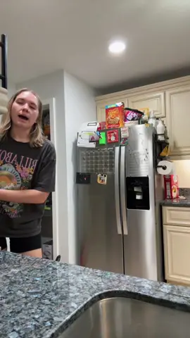 What are some of your kids favorite snacks??✨ #thrivemarketpartner #snackhaul #healthysnackhaul #healthyliving #MomsofTikTok @Thrive Market 