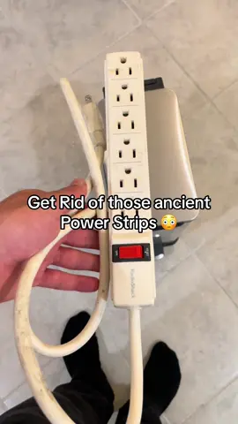 Go from ancient to modern with one click 😍 #fyp #foryou #tiktokshop #viral #outlet #powerstrip #homedecor #blowthisup #treasurefinds #tiktokshopblackfriday #tiktokshopcybermonday 