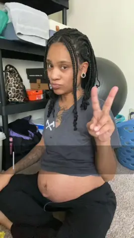 Still looking for ways to showcase my week and making it easier for me to film throughout the week. Hope yall enjoy 🫶🏽 #momtok #MomsofTikTok #sahm #sahmsoftiktok #fypシ #weeklyupdate 