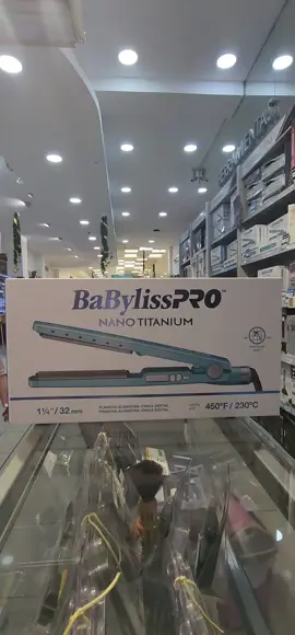 Somos Fans de Babylisspro la marca N°1 en herramientas profesionales elegida por los mejores salones💙  Dejanos el número de plancha 1,2,3 o 4 en comentarios y te contamos más info😉