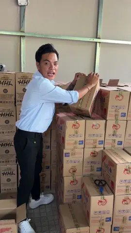 Nước giặt paris thơm hết ý #tuncuibap2 #tunthitrewiu #tuncuibapshop 