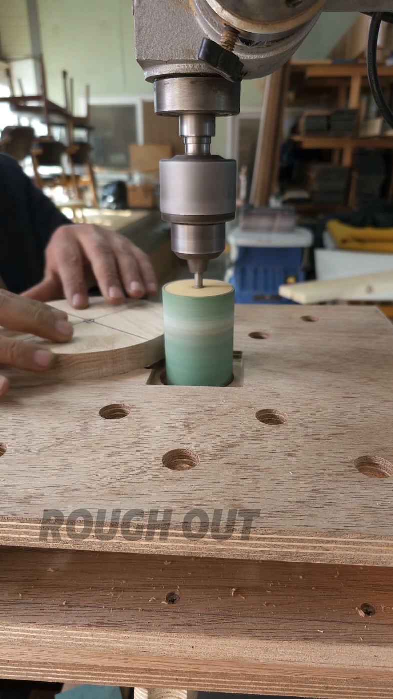 Guide and jig for effective use of drill press #woodworking #목공 #木工 #carpentry 